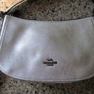 COACH Chelsea Crossbody  Silver pebbled leather w/dark silver hardware